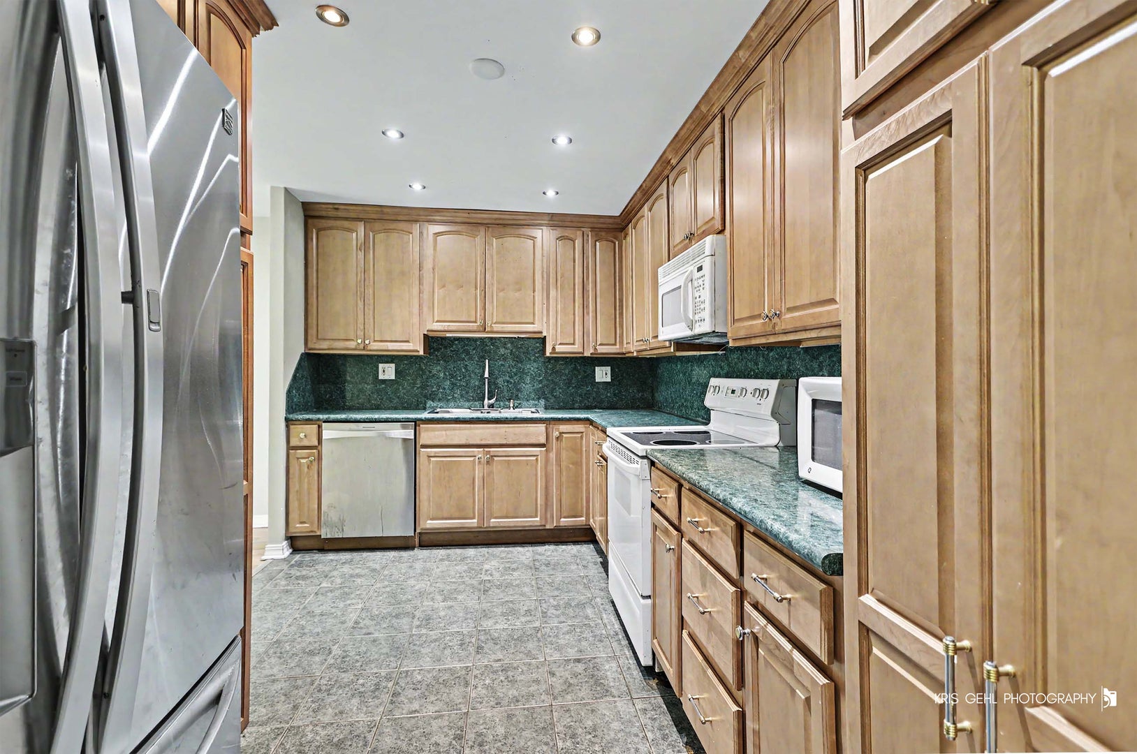 1243 E Baldwin Lane 412