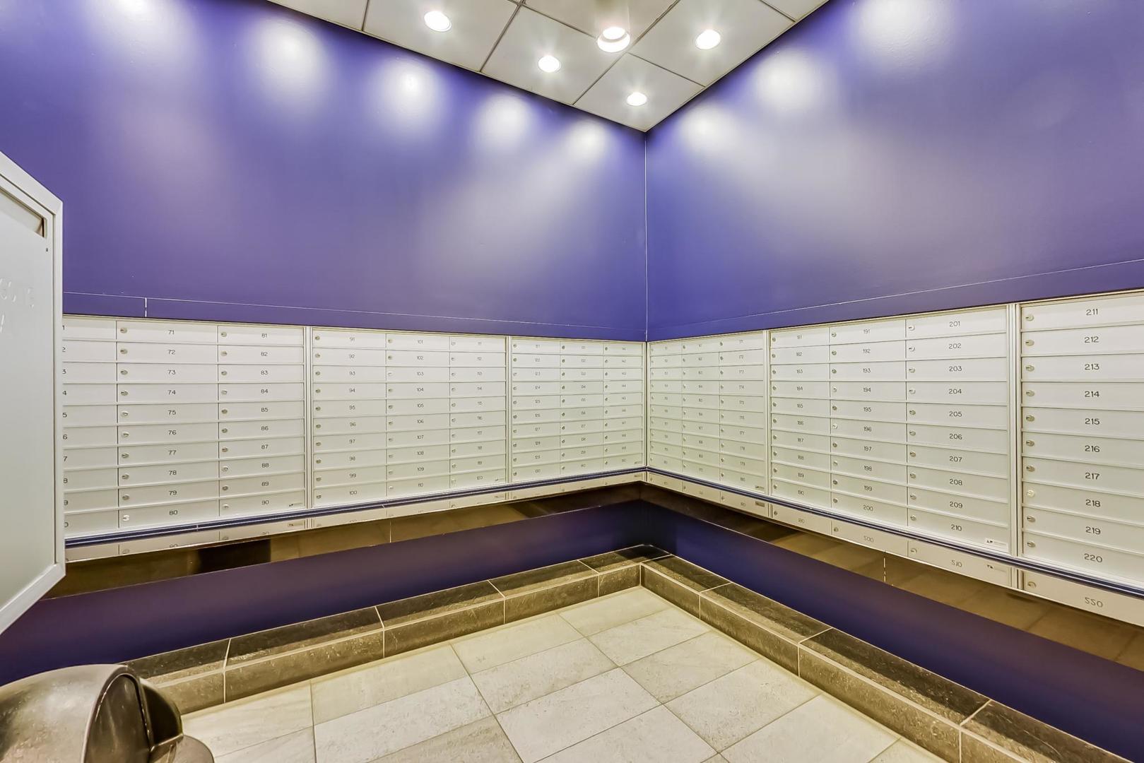 611 S Wells Street 2104