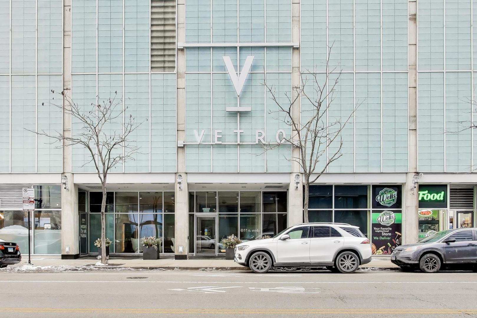 611 S Wells Street 2104