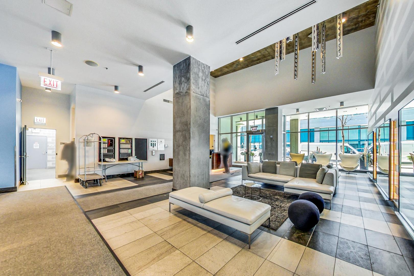 611 S Wells Street 2104