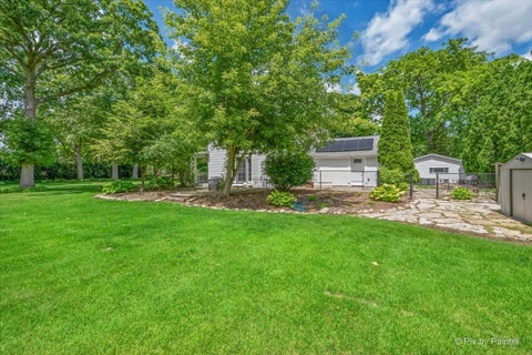 Tiny photo for 5016 N Oak Street, Crystal Lake, IL 60012 (MLS # 12640320)