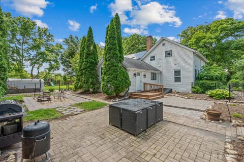 Tiny photo for 5016 N Oak Street, Crystal Lake, IL 60012 (MLS # 12640320)