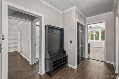 Tiny photo for 5016 N Oak Street, Crystal Lake, IL 60012 (MLS # 12640320)
