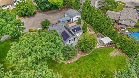 Tiny photo for 5016 N Oak Street, Crystal Lake, IL 60012 (MLS # 12640320)