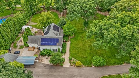 Tiny photo for 5016 N Oak Street, Crystal Lake, IL 60012 (MLS # 12640320)
