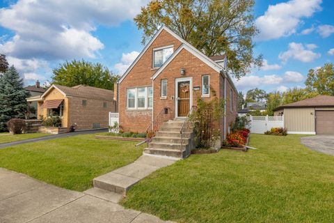 Tiny photo for 2720 W 97th Street, Evergreen Park, IL 60805 (MLS # 12510258)