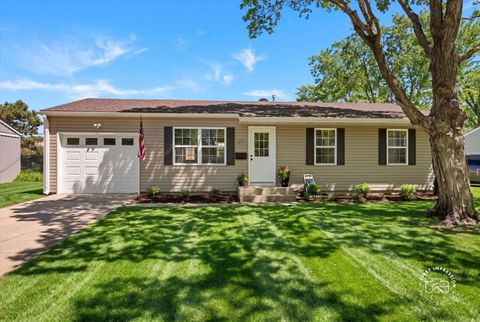 Photo of 37 Ridge Lane, Geneva, IL 60134 (MLS # 12608434)