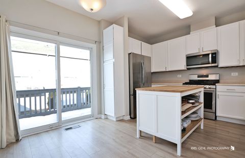 Tiny photo for 2232 Daybreak Drive #2232, Aurora, IL 60503 (MLS # 12535560)