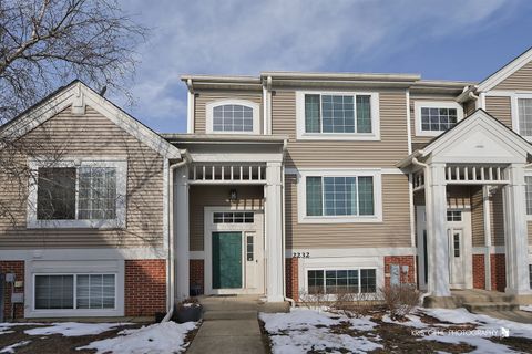 Photo of 2232 Daybreak Drive #2232, Aurora, IL 60503 (MLS # 12535560)