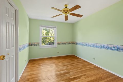 Tiny photo for 1360 Mayfield Lane, Hoffman Estates, IL 60169 (MLS # 12442523)