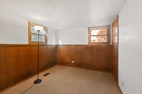 Tiny photo for 1360 Mayfield Lane, Hoffman Estates, IL 60169 (MLS # 12442523)