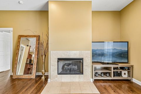 Tiny photo for 5420 N Kedzie Avenue #2A, Chicago, IL 60625 (MLS # 12638462)