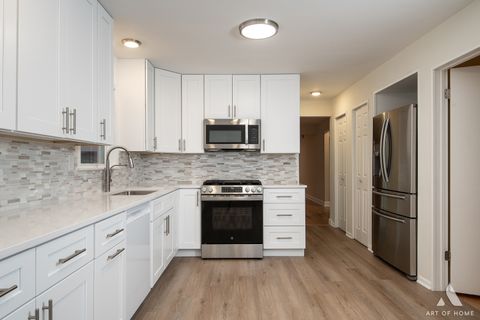 Tiny photo for 4937 N Sayre Avenue, Chicago, IL 60656 (MLS # 12522369)