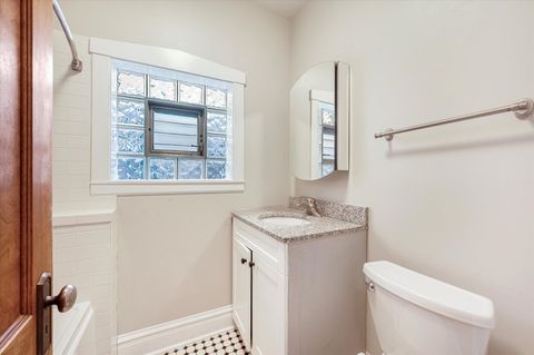 Tiny photo for 1010 S OAK PARK Avenue, Oak Park, IL 60304 (MLS # 12542448)
