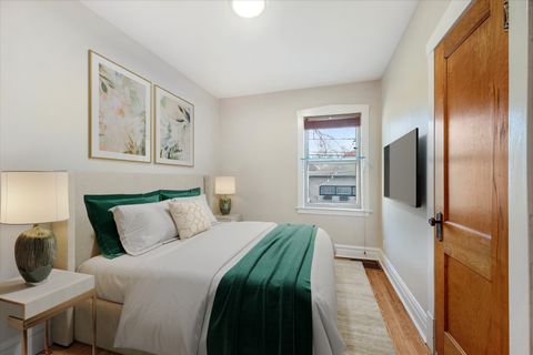 Tiny photo for 1010 S OAK PARK Avenue, Oak Park, IL 60304 (MLS # 12542448)