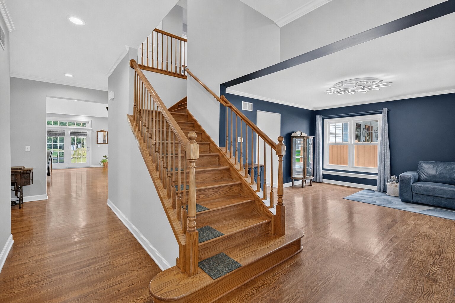 4344 Elm Street