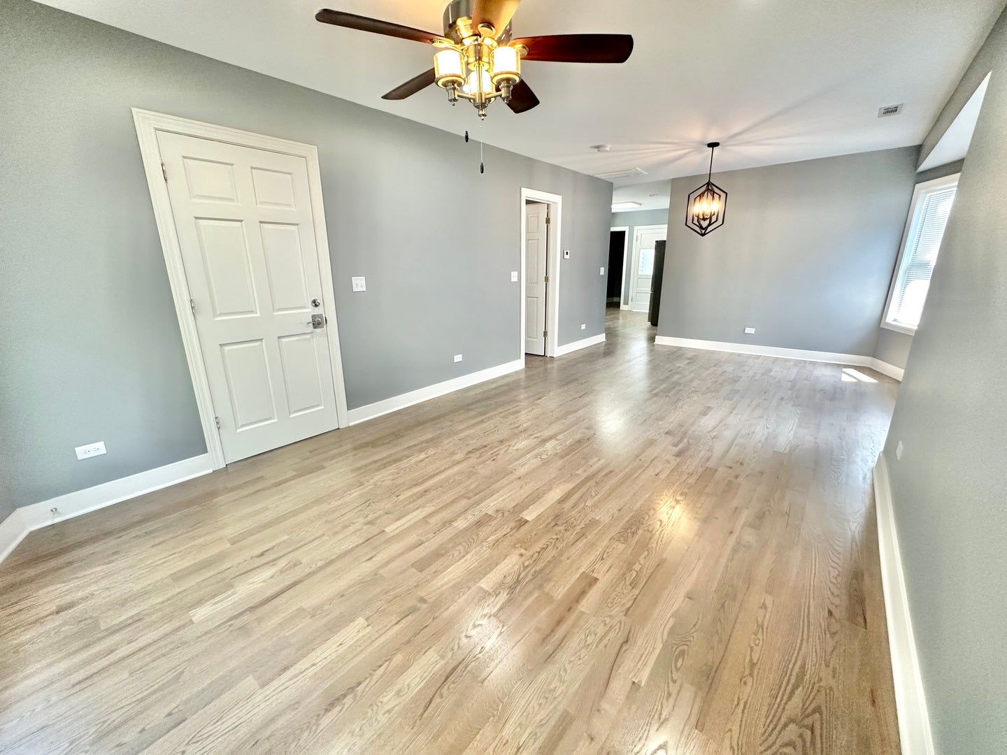 2233 N Lawler Avenue 1