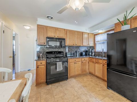 Tiny photo for 5817 S Mulligan Avenue, Chicago, IL 60638 (MLS # 12682546)