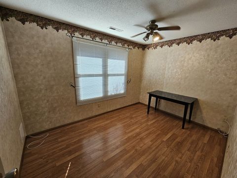 Tiny photo for 4304 Sassafras Lane, Mt Vernon, IL 62864 (MLS # 12553800)