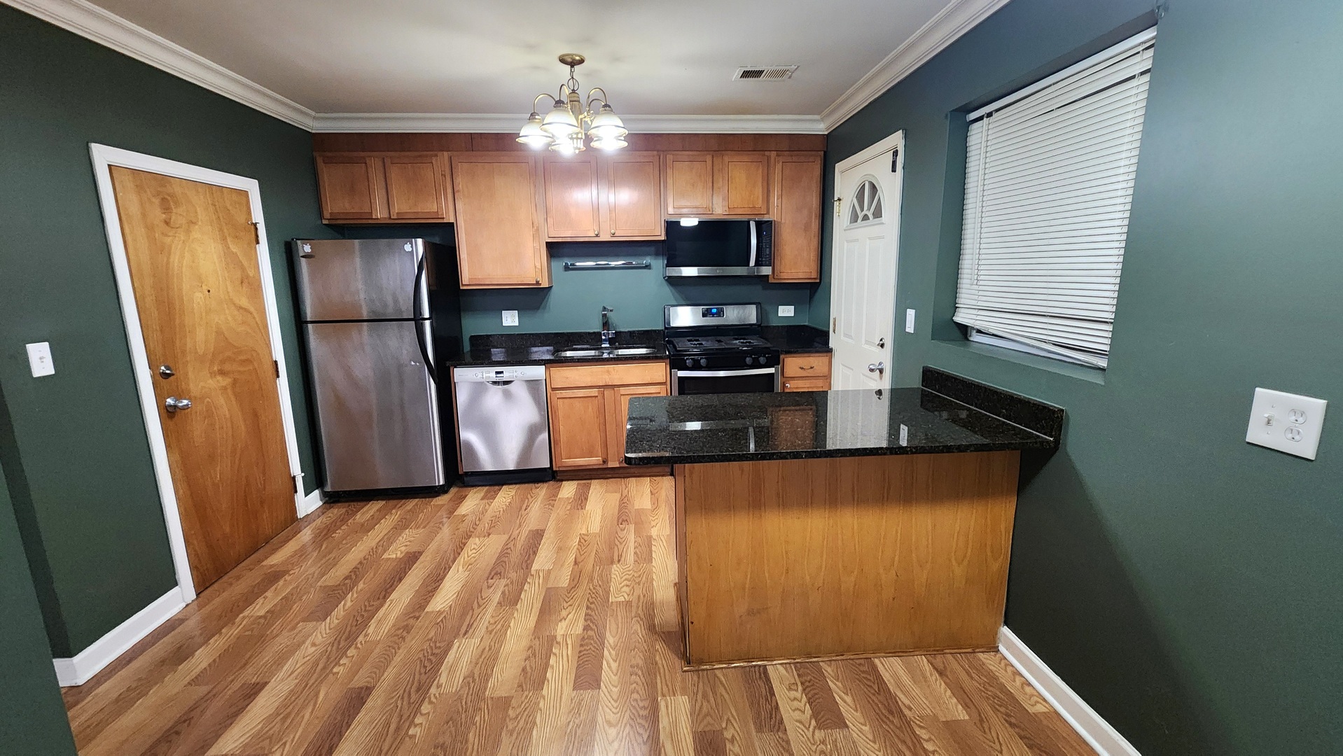 2259 W Rosemont Avenue G