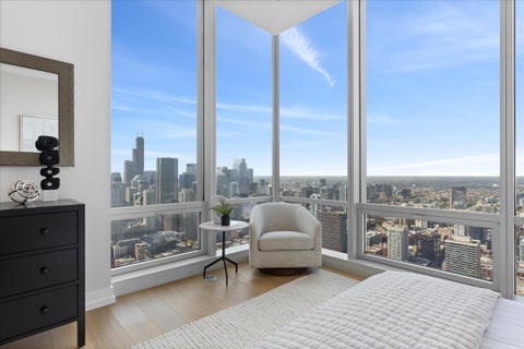 Tiny photo for 14 W Superior Street #5103, Chicago, IL 60654 (MLS # 12783258)
