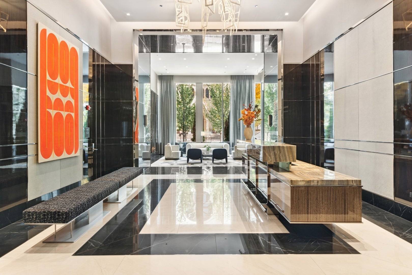 14 W Superior Street 5103