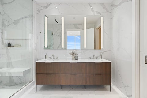 Tiny photo for 14 W Superior Street #5103, Chicago, IL 60654 (MLS # 12783258)