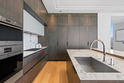 Tiny photo for 14 W Superior Street #5103, Chicago, IL 60654 (MLS # 12783258)