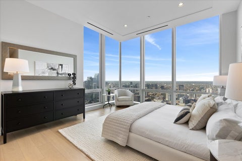 Tiny photo for 14 W Superior Street #5103, Chicago, IL 60654 (MLS # 12783258)