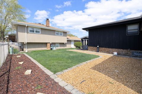 Tiny photo for 8500 170th Place, Tinley Park, IL 60487 (MLS # 12622594)