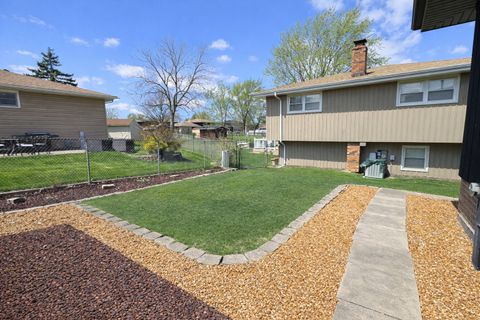 Tiny photo for 8500 170th Place, Tinley Park, IL 60487 (MLS # 12622594)