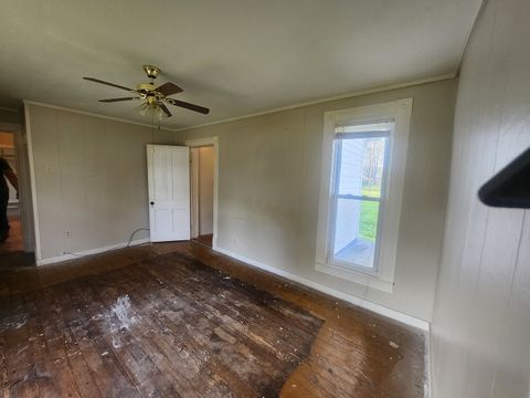 Tiny photo for 601 W Saint Louis Avenue, Pinckneyville, IL 62274 (MLS # 12587120)
