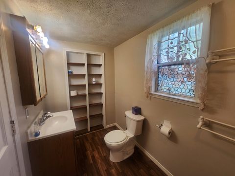 Tiny photo for 601 W Saint Louis Avenue, Pinckneyville, IL 62274 (MLS # 12587120)