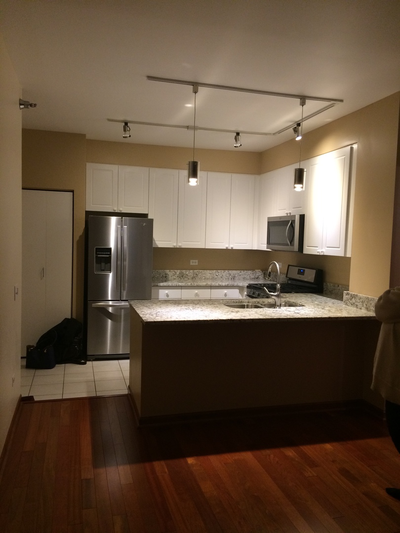 330 N Jefferson Street 507