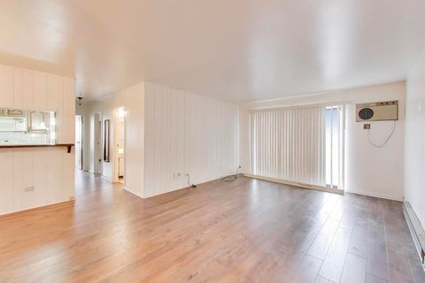 Tiny photo for 931 W Arquilla Drive #113, Glenwood, IL 60425 (MLS # 12592415)