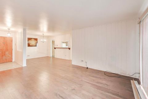 Tiny photo for 931 W Arquilla Drive #113, Glenwood, IL 60425 (MLS # 12592415)