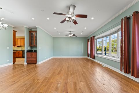 Tiny photo for 5533 LINCOLN Avenue, Morton Grove, IL 60053 (MLS # 12514319)