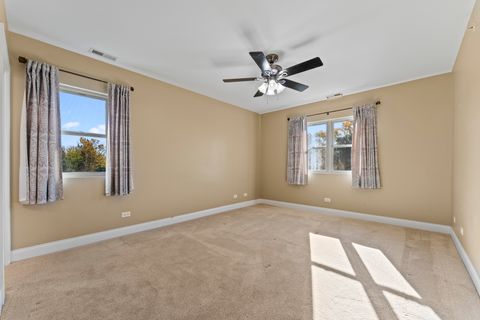 Tiny photo for 5533 LINCOLN Avenue, Morton Grove, IL 60053 (MLS # 12514319)