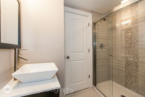 Tiny photo for 806 S Oakley Boulevard, Chicago, IL 60612 (MLS # 12527876)