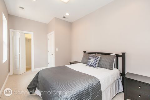 Tiny photo for 806 S Oakley Boulevard, Chicago, IL 60612 (MLS # 12527876)