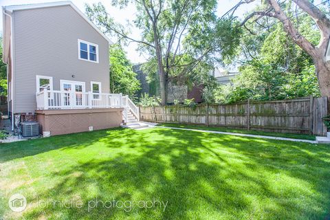 Tiny photo for 806 S Oakley Boulevard, Chicago, IL 60612 (MLS # 12527876)