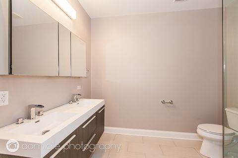 Tiny photo for 806 S Oakley Boulevard, Chicago, IL 60612 (MLS # 12527876)