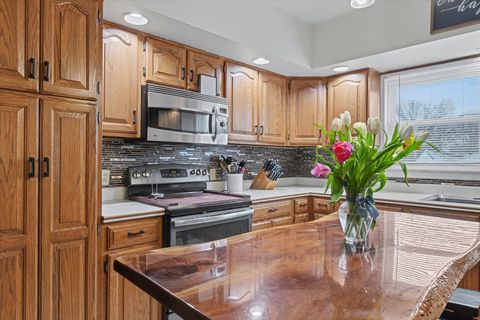 Tiny photo for 324 S Sangamon Avenue, Gibson City, IL 60936 (MLS # 12603229)