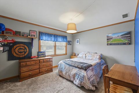 Tiny photo for 324 S Sangamon Avenue, Gibson City, IL 60936 (MLS # 12603229)