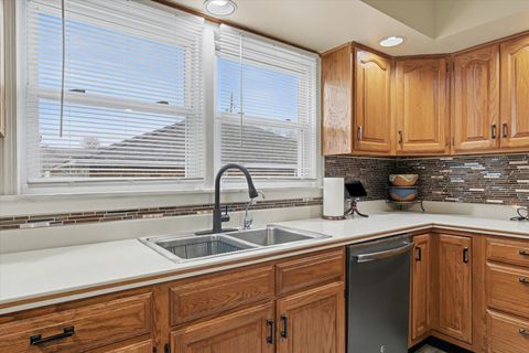 Tiny photo for 324 S Sangamon Avenue, Gibson City, IL 60936 (MLS # 12603229)