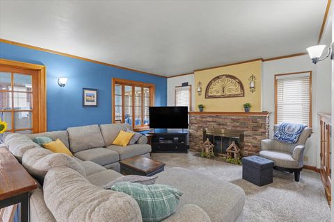 Tiny photo for 324 S Sangamon Avenue, Gibson City, IL 60936 (MLS # 12603229)
