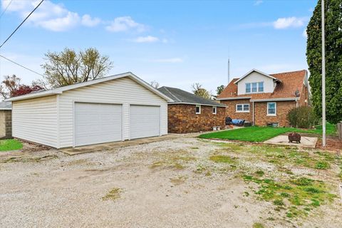 Tiny photo for 324 S Sangamon Avenue, Gibson City, IL 60936 (MLS # 12603229)