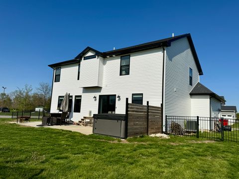 Tiny photo for 1701 Littlefield Lane, Mahomet, IL 61853 (MLS # 12625919)