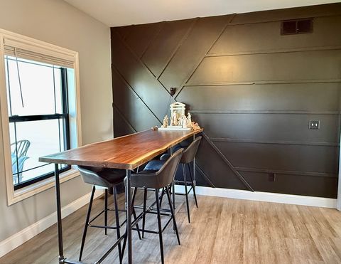 Tiny photo for 1701 Littlefield Lane, Mahomet, IL 61853 (MLS # 12625919)