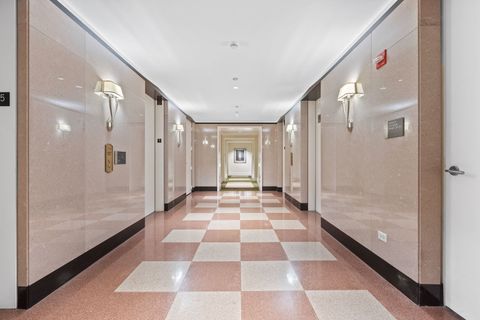 Tiny photo for 159 E WALTON Place #5C, Chicago, IL 60611 (MLS # 12412597)